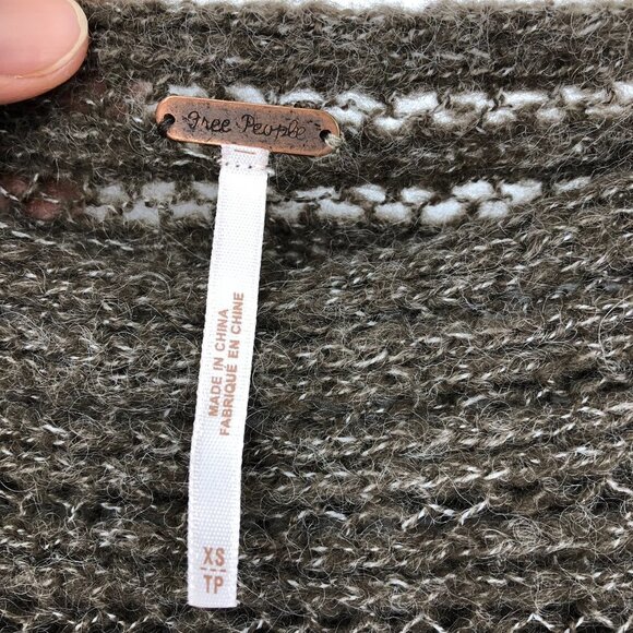 Free People Snow Nymph Loose Sweater Poncho Taupe Size XS - Picture 5 of 16